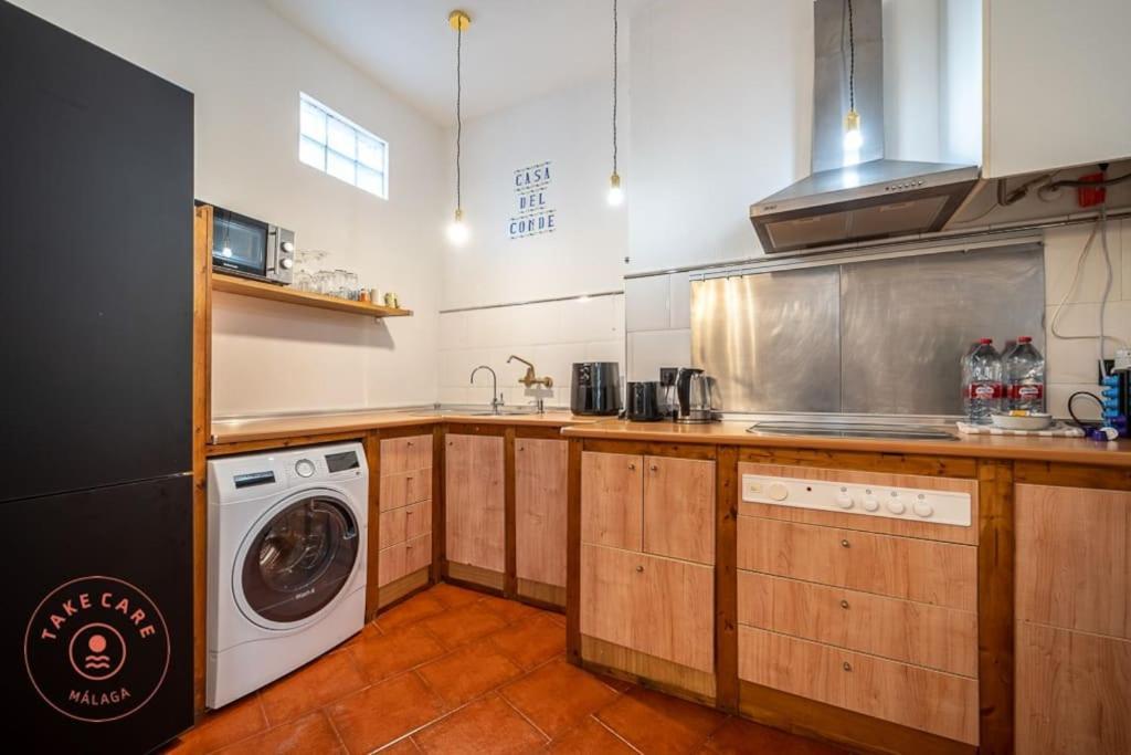 Beautiful Flat Near Plaza Merced